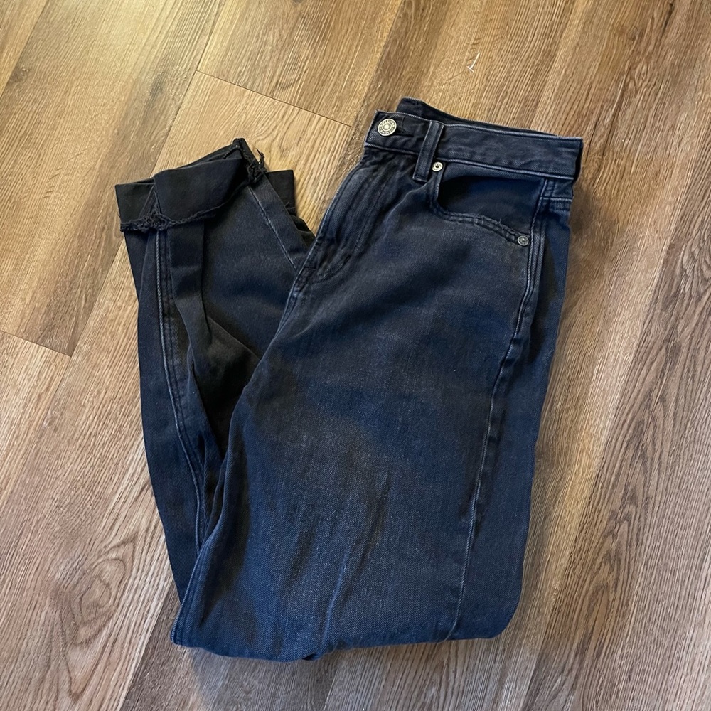 Black American Eagle Relaxed Mom Jeans